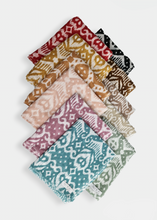 Load image into Gallery viewer, ZAIMA Linen scarf with ethnic patterns