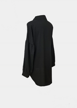 Load image into Gallery viewer, Embossed shirt Black