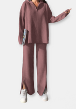 Load image into Gallery viewer, Pink knitted set