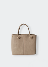Load image into Gallery viewer, YUKA Bucket bag with shoulder strap Beige