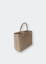 Load image into Gallery viewer, YUKA Bucket bag with shoulder strap Beige