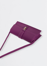 Load image into Gallery viewer, Plum baguette bag