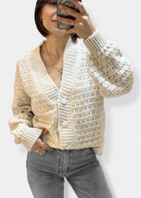 Load image into Gallery viewer, SYRMA Cardigan Beige