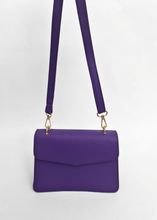 Load image into Gallery viewer, MALUS Envelope shoulder bag