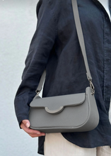 Load image into Gallery viewer, Sac à bandoulière Gris