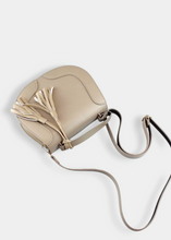 Charger l'image dans la galerie, Sac à bandoulière demi-lune Taupe