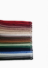 Load image into Gallery viewer, Foulard Soie satiné Jakar