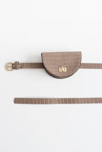 Load image into Gallery viewer, BELY Belt bag Mink