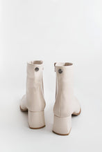 Load image into Gallery viewer, IDA Nude ankle boots