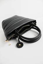 Load image into Gallery viewer, VESLE Handbag Black