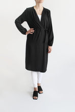 Load image into Gallery viewer, VOLGA Kimono Black