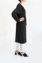 Load image into Gallery viewer, VOLGA Kimono Black