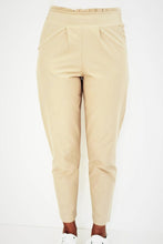 Load image into Gallery viewer, PAW Trousers Beige