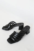 Charger l'image dans la galerie, MORA Mules Noir