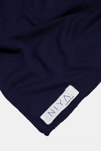 Laden Sie das Bild in den Galerie-Viewer, YELL Schal aus geripptem Jersey