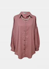 Load image into Gallery viewer, Pink embossed shirt
