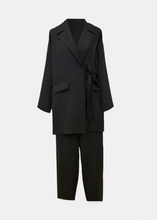 Load image into Gallery viewer, Black linen blazer &amp; pants set
