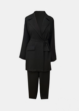 Load image into Gallery viewer, Black linen blazer &amp; pants set
