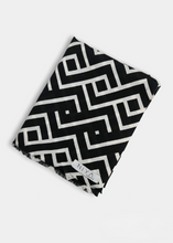 Load image into Gallery viewer, ZAIMA Geometric patterned scarf
