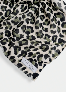 ZAIMA Linen scarf with leopard pattern