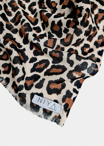 ZAIMA Linen scarf with leopard pattern