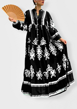 Load image into Gallery viewer, Black White Dress
