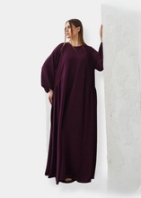 Laden Sie das Bild in den Galerie-Viewer, BALSA Robe Lila
