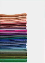 Charger l'image dans la galerie, YELIA Foulard Jazz "Rose bleu vert"
