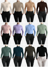 Load image into Gallery viewer, RAX Knit turtleneck Brown
