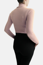 Load image into Gallery viewer, RAX Col roulé en maille Rose pâle
