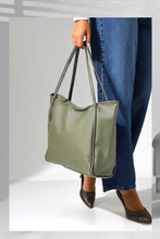Laden Sie das Bild in den Galerie-Viewer, Sac Cabas Vert
