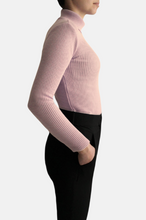 Load image into Gallery viewer, RAX Col roulé en maille Rose pâle
