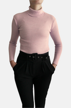 Load image into Gallery viewer, RAX Col roulé en maille Rose pâle
