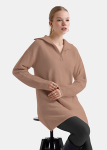 OKAB Pull-robe en maille à col montant Beige