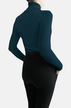 Load image into Gallery viewer, RAX Col roulé en maille Bleu pétrole
