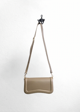 Load image into Gallery viewer, Sac baguette Taupe

