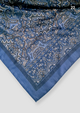 Load image into Gallery viewer, Foulard à motifs ethnique
