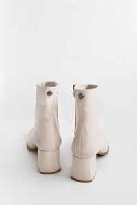 IDA Nude ankle boots