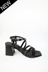 MODI Heeled sandals Black