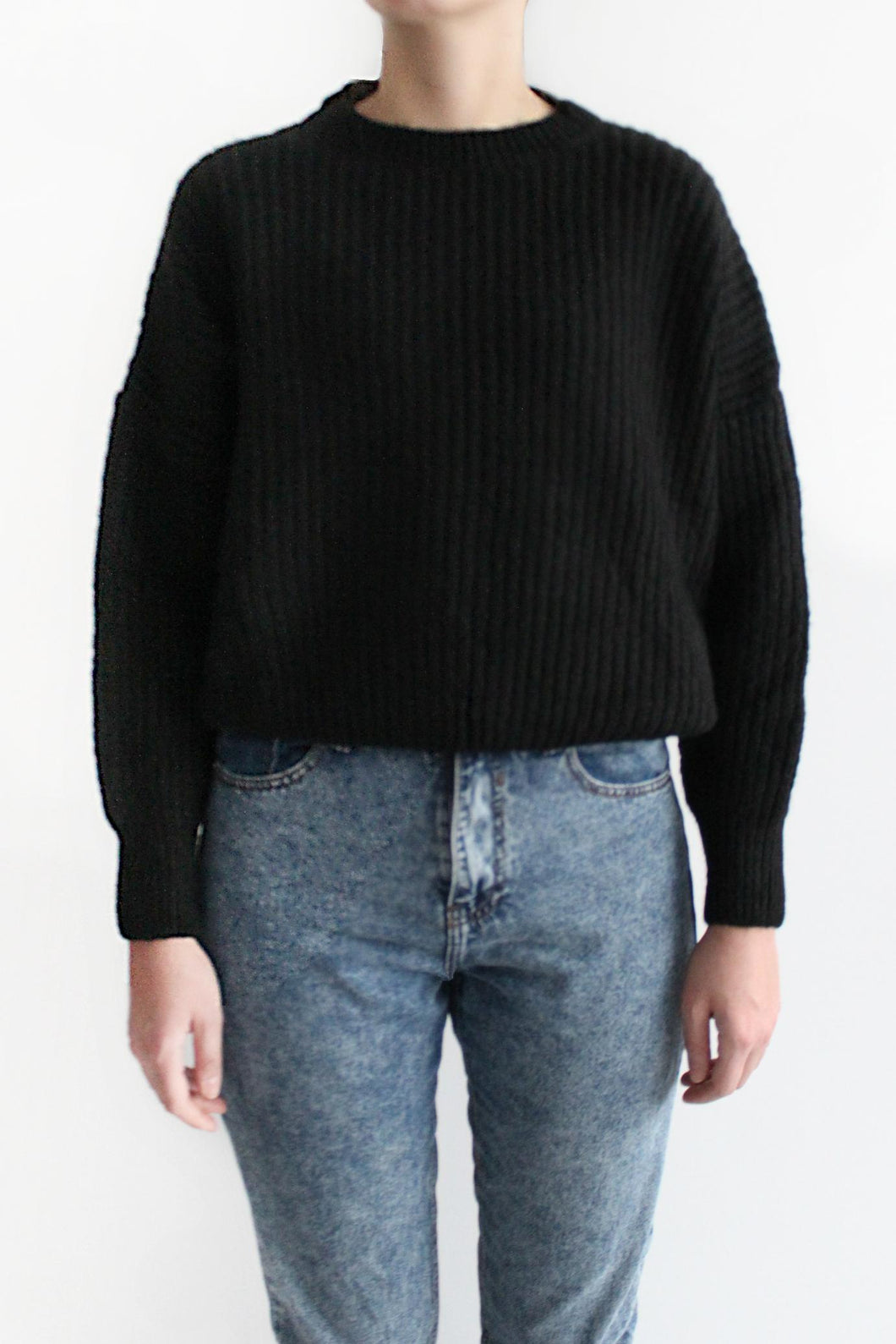 OMOA Knitted sweater Black