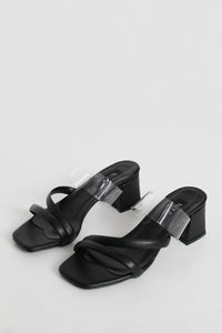 MOLAT Mules Black