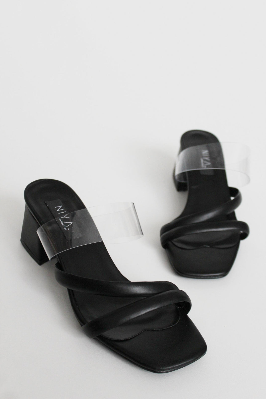 MOLAT Mules Black