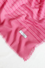 Load image into Gallery viewer, CIEBA Striped cotton scarf
