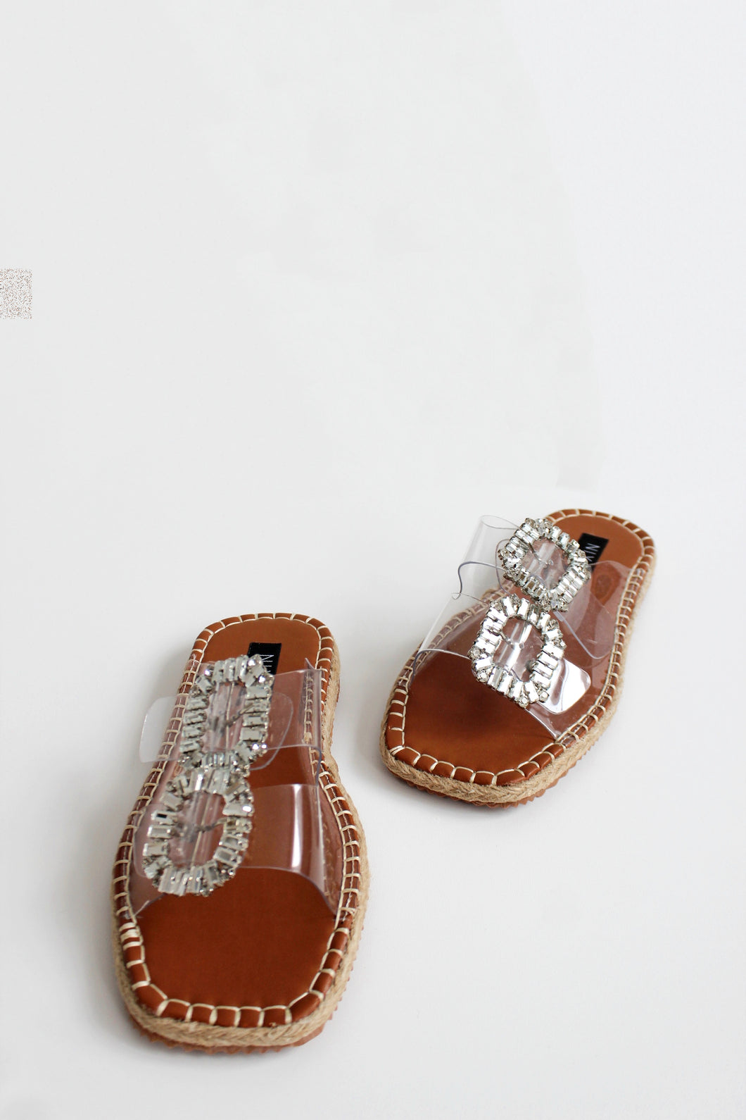 AMOS Mules Transparent