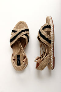 CALIS Black Rattan Sandals