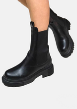 Load image into Gallery viewer, KANA Ankle boots Black
